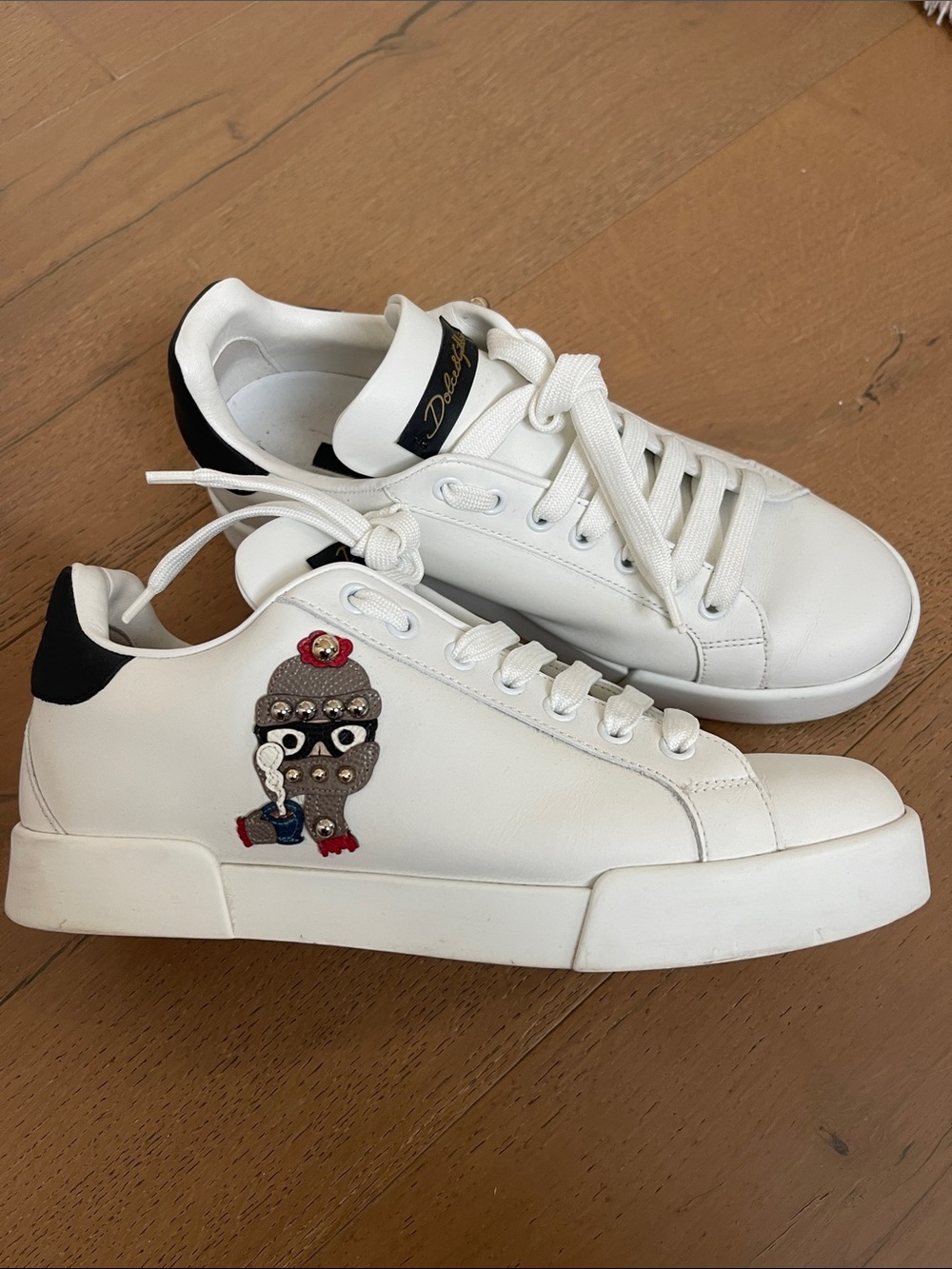Dolce & Gabbana White Leather Low-Top Sneakers with Black Heel Tab